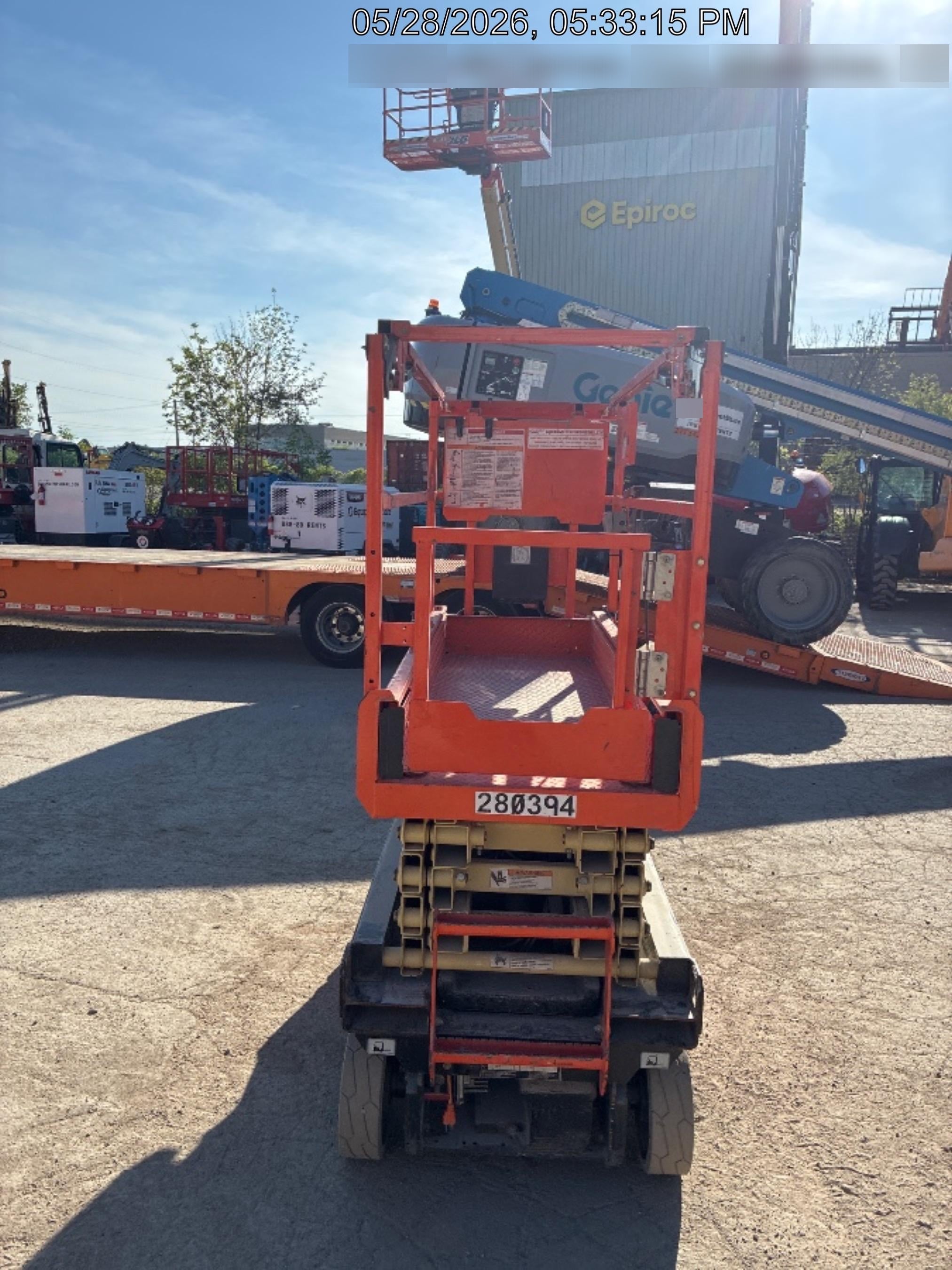 2022 JLG ES1932