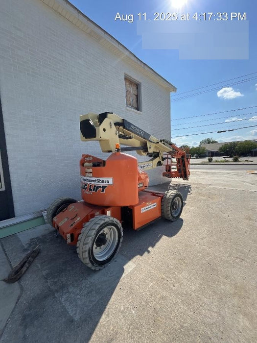 2019 JLG E450AJ