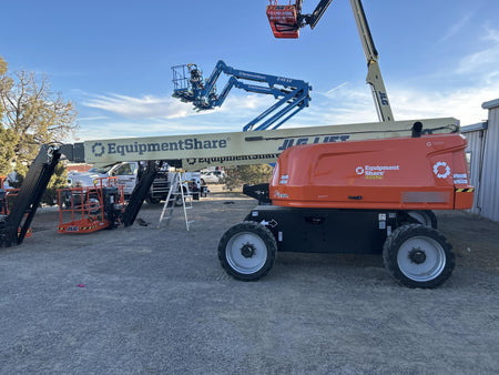 2025 JLG 660SJ