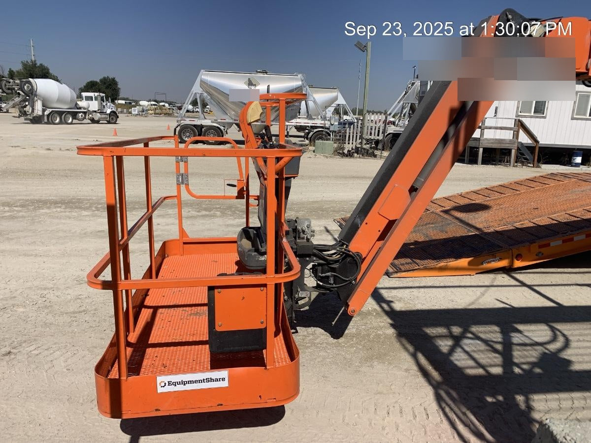 2021 JLG 660SJ