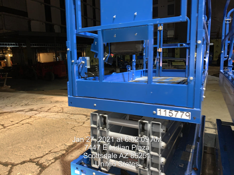 2020 Genie GS-3246 Standard, Folding full height swing gate