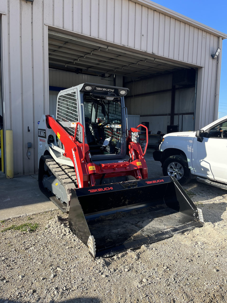 2023 TAKEUCHI TL8R2-CR