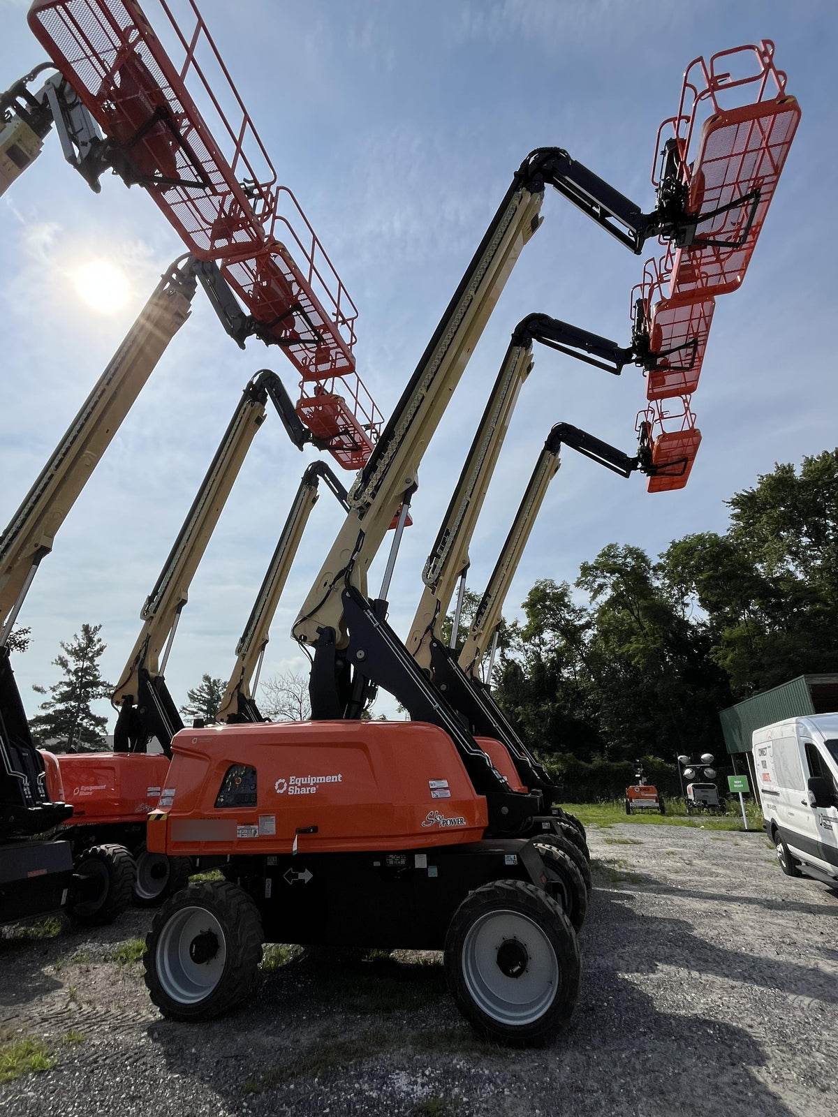 2025 JLG 660SJ