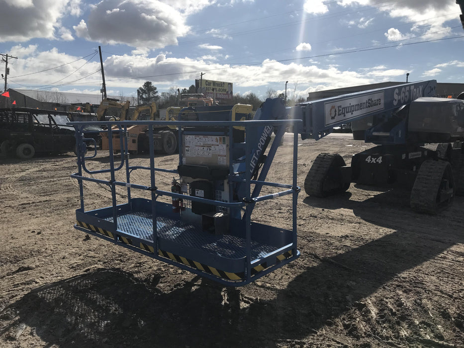 2019 GENIE S-65 TRAX