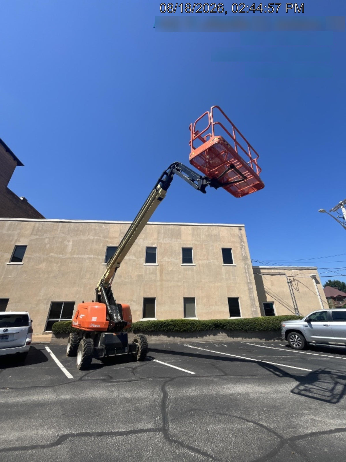 2024 JLG 660SJ