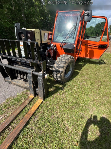 2025 JLG 519