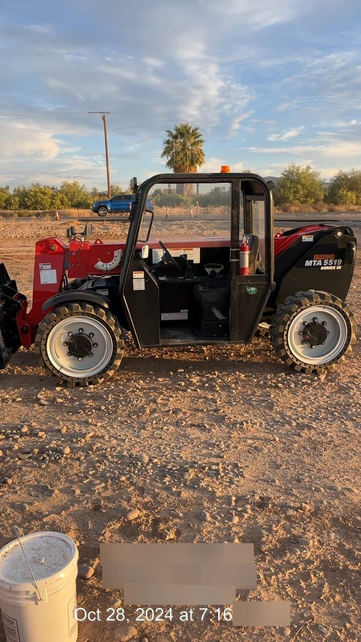 2021 MANITOU MTA5519