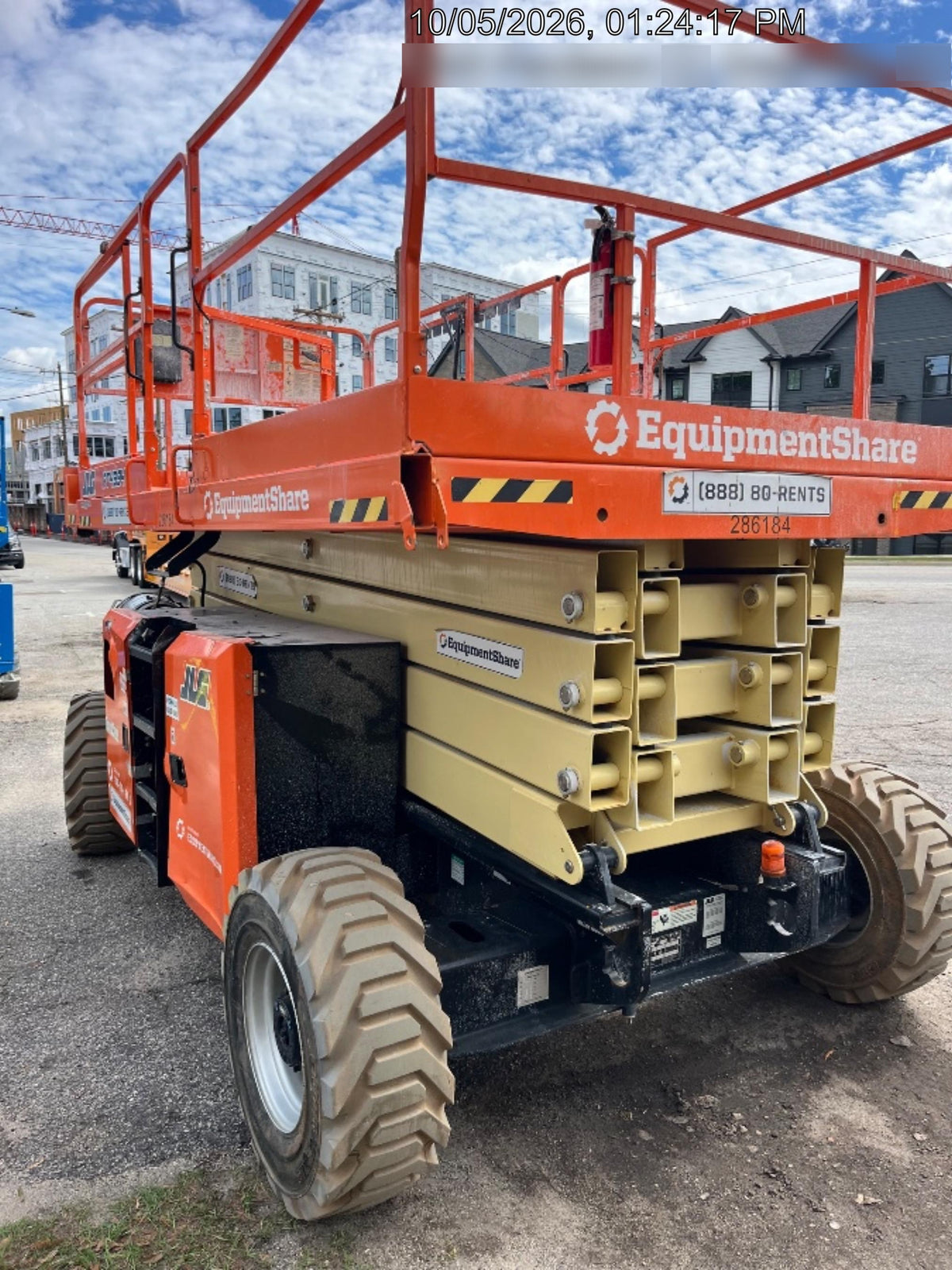 2022 JLG RT4394