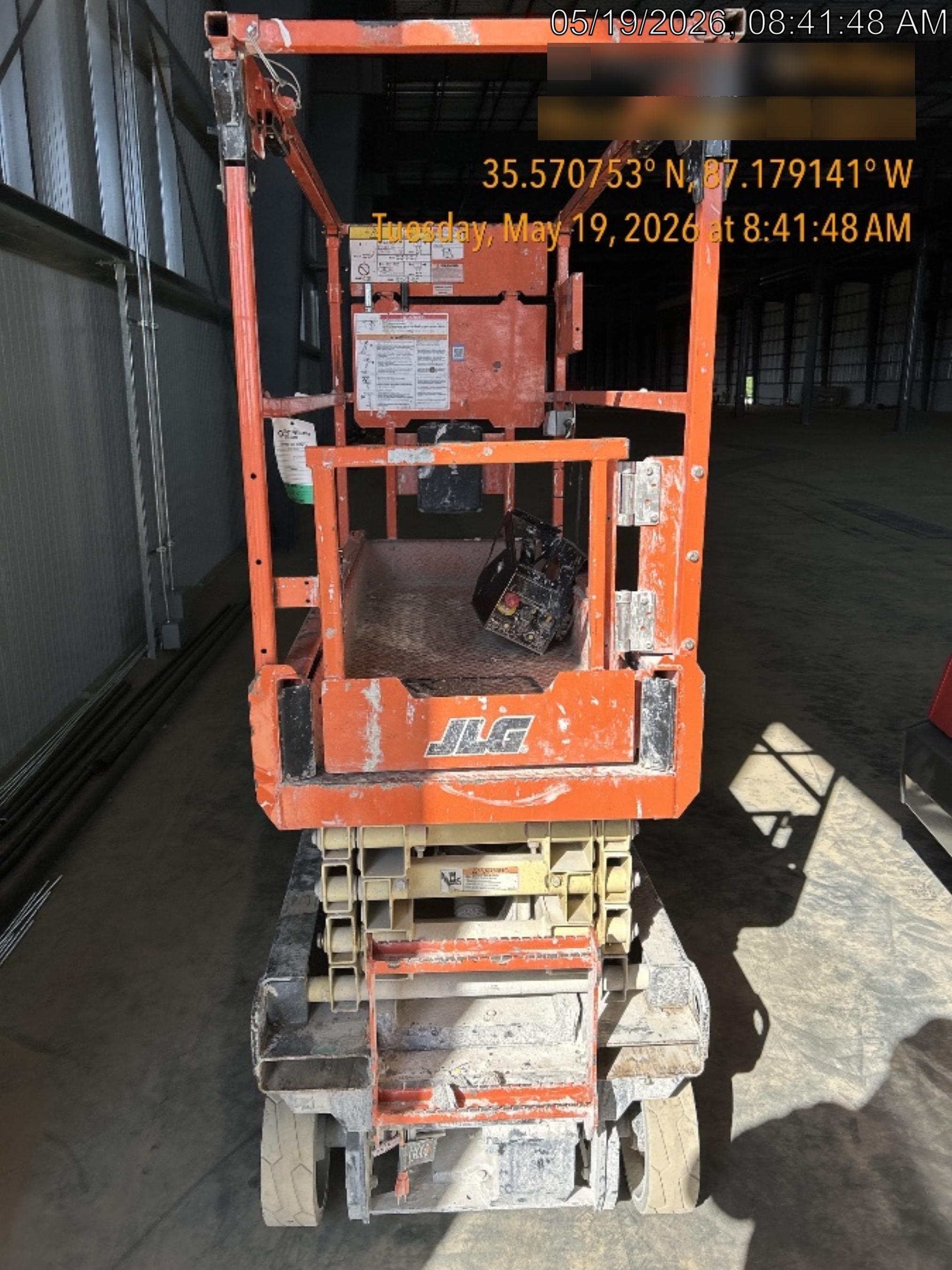 2022 JLG ES1932