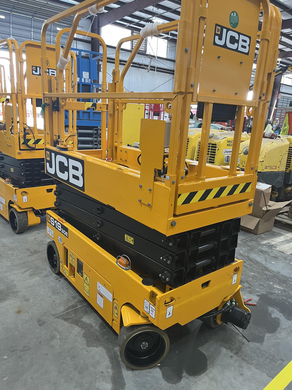 2023 JCB S1930E
