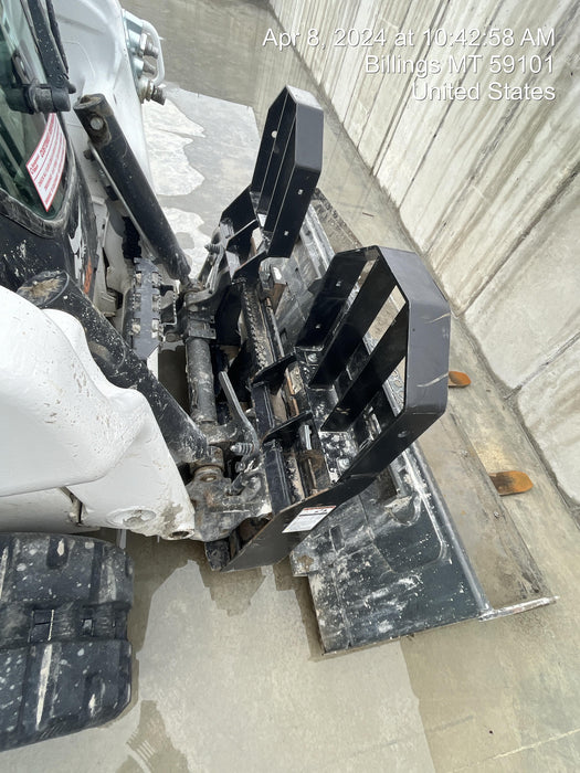 2022 TAKEUCHI 48" Pallet Forks - Takeuchi