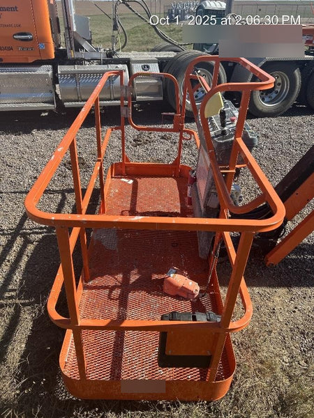 2019 JLG 660SJ