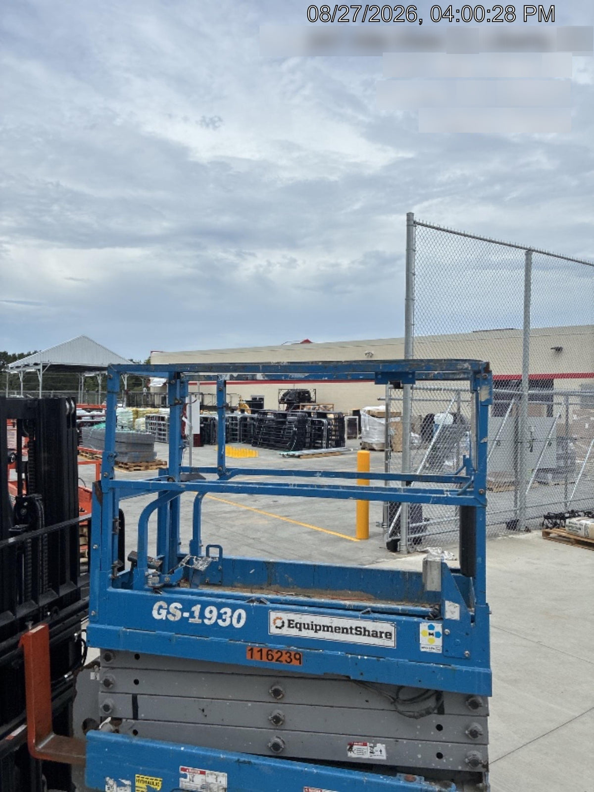 2020 Genie GS-1930 Solid Non Marking Tires, Beacon, Folding rails with half height swing gate