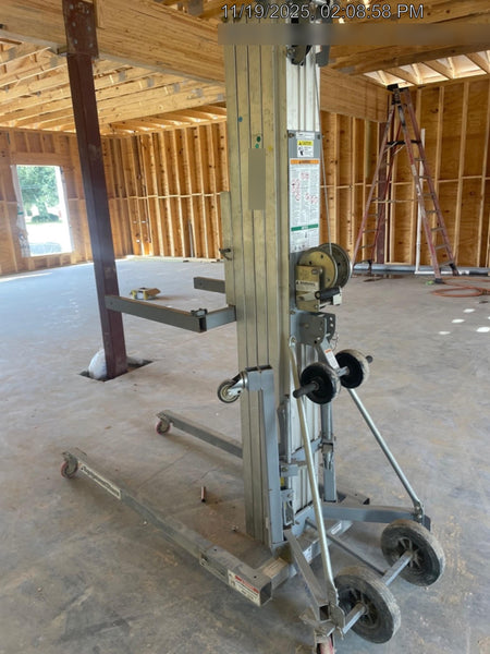 2019 GENIE SLC-24