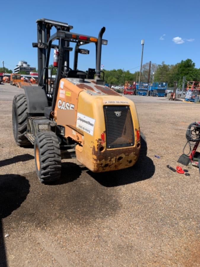 2019 CASE 588H