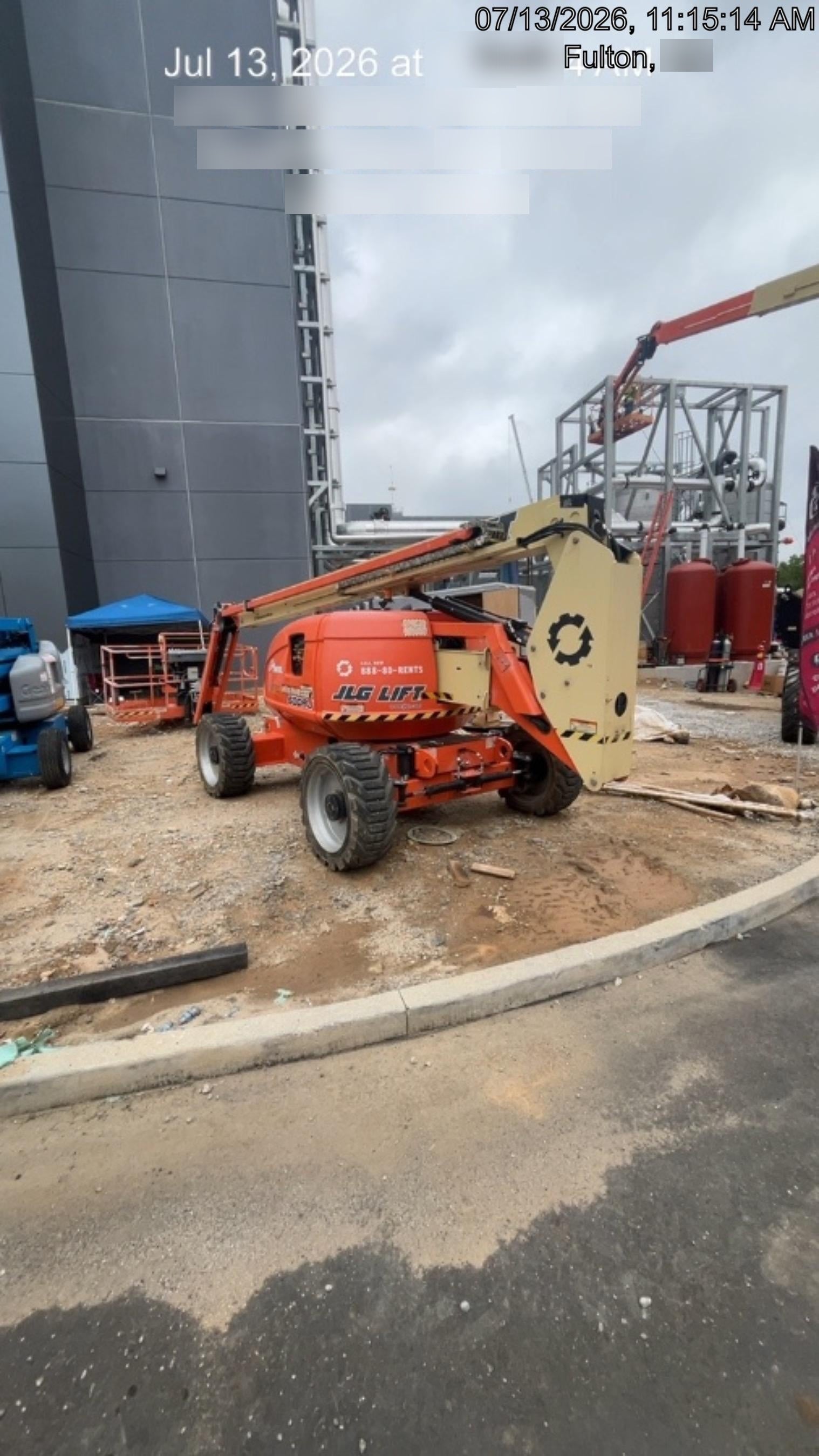2023 JLG 600AJ