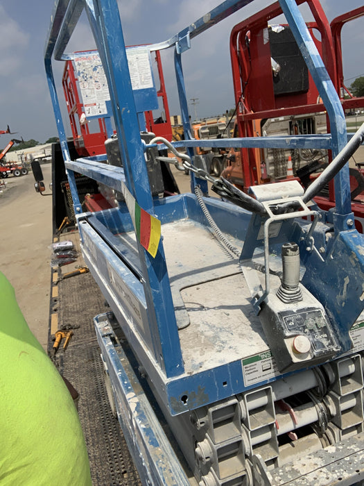 2019 Genie GS-1930 Fixed Rails with Chain Entry