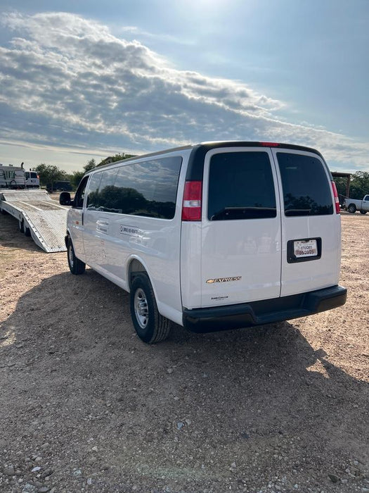 2025 CHEVROLET Express Van - Rental