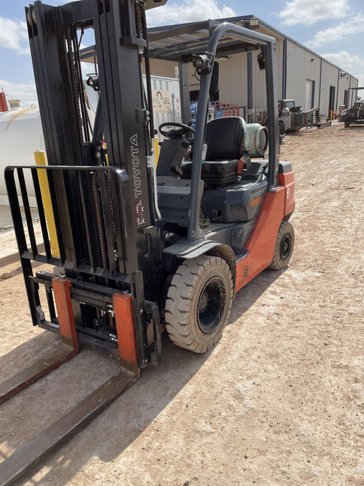 2022 TOYOTA 50-8FGU25