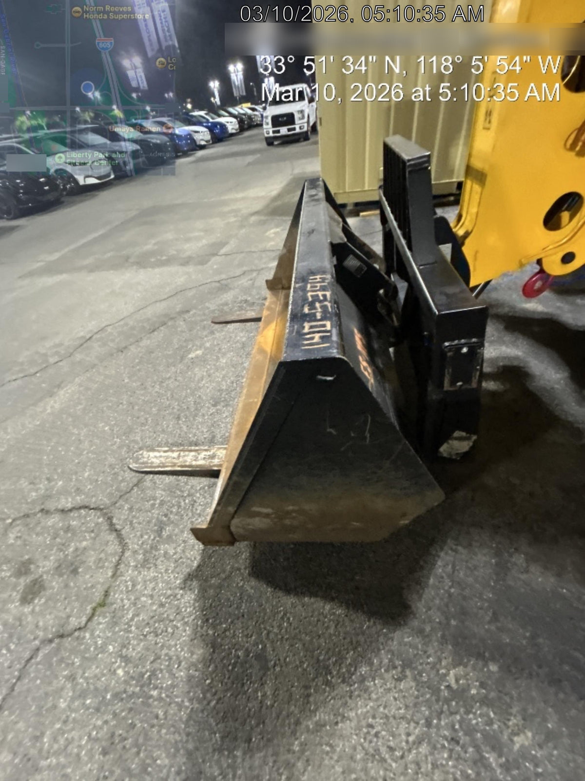 2025 JLG 1001100823