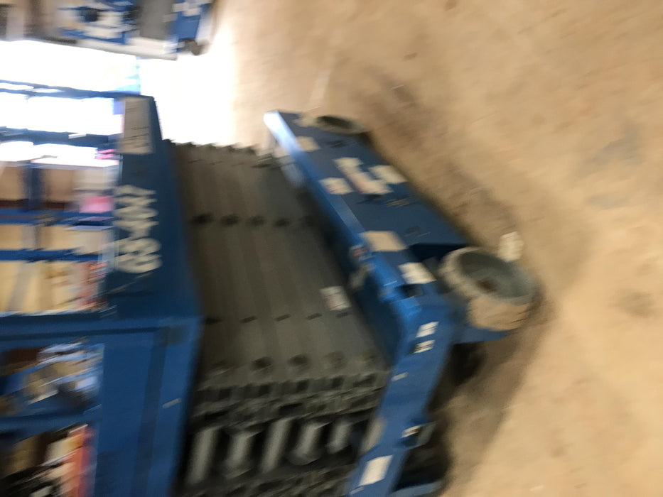 2018 GENIE GS-4047