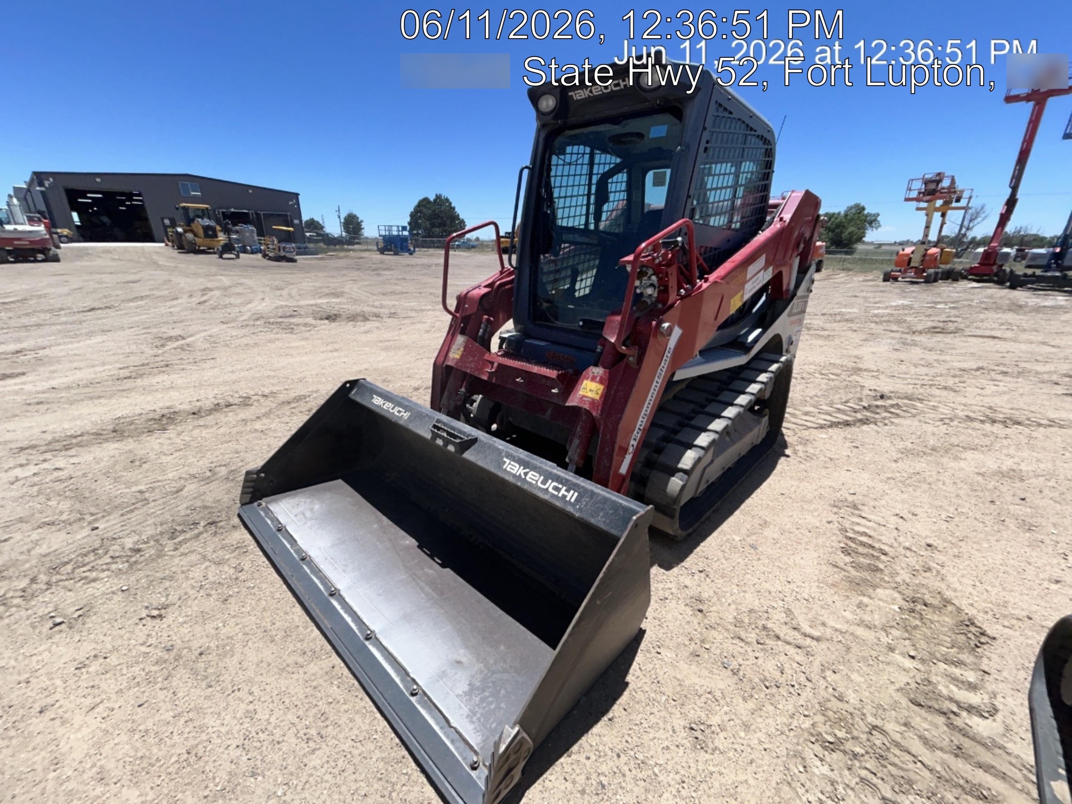 2023 TAKEUCHI TL10V2-CR