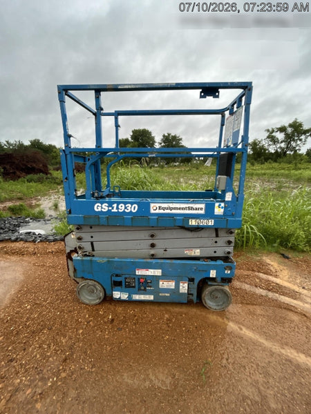 2020 Genie GS-1930 Solid Non Marking Tires, Beacon, Folding rails with half height swing gate