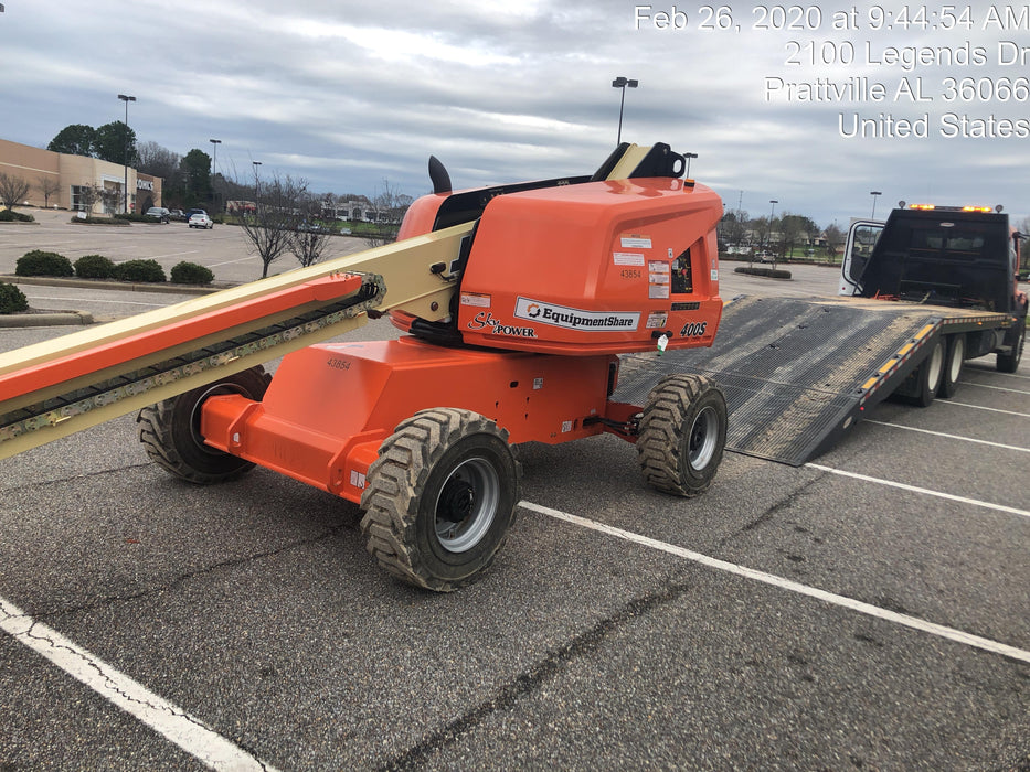 2019 JLG 400S