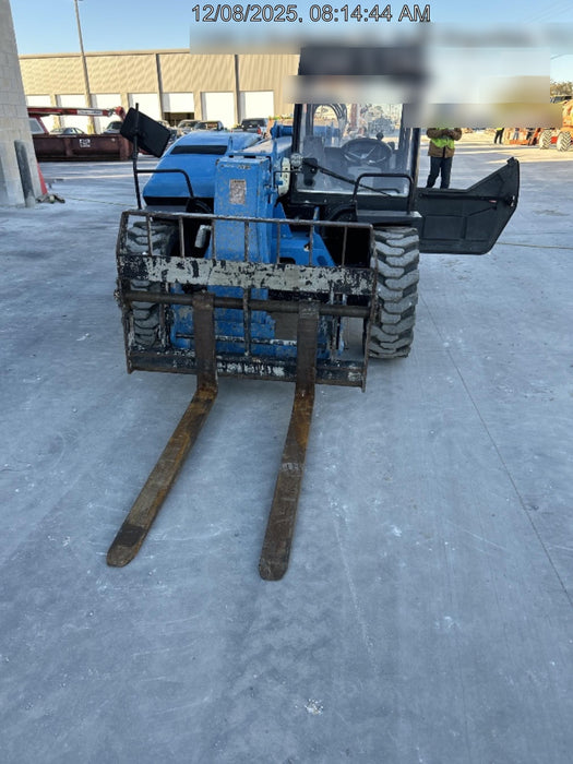 2019 Genie GTH-5519 Cab/Heat/AC, Solid RT Tires, LED Work Lights, Beacon, 48" Carriage, 48" Forks