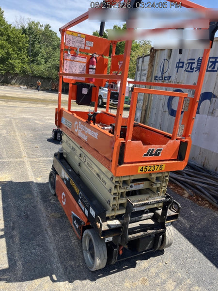 2024 JLG ES1932