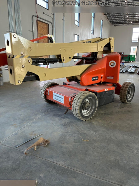 2022 JLG E450AJ