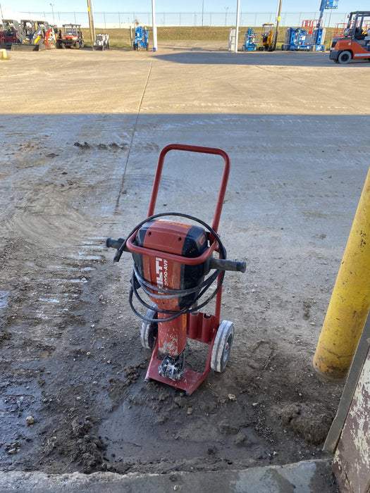 2021 HILTI TE 3000-AVR