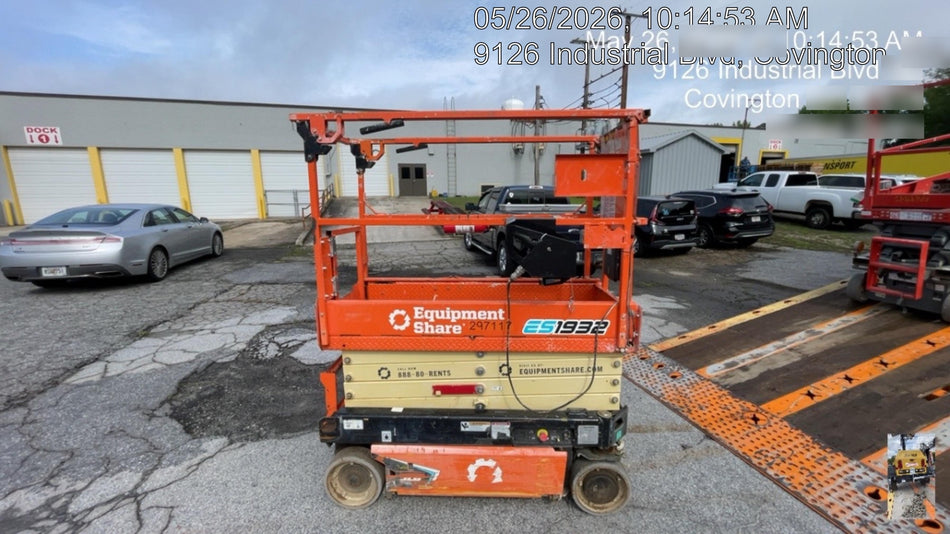 2023 JLG ES1932