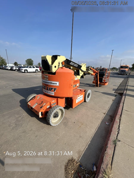 2019 JLG E400AJPN