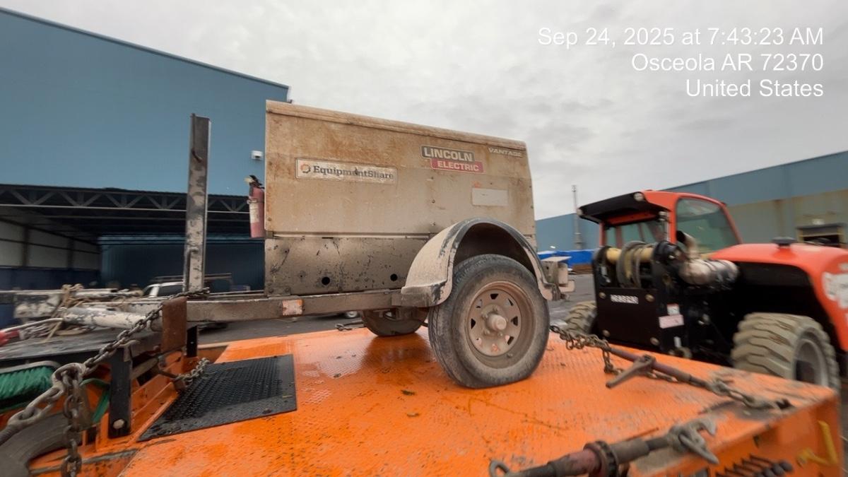 2019 Lincoln Electric Vantage 322 Ready-Pak 3, Two Wheel Trailer, Fender and Light Kit, Cable Rack