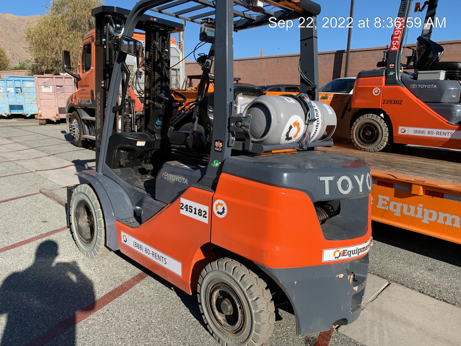 2022 TOYOTA 8FGU25 LP w/ Scale