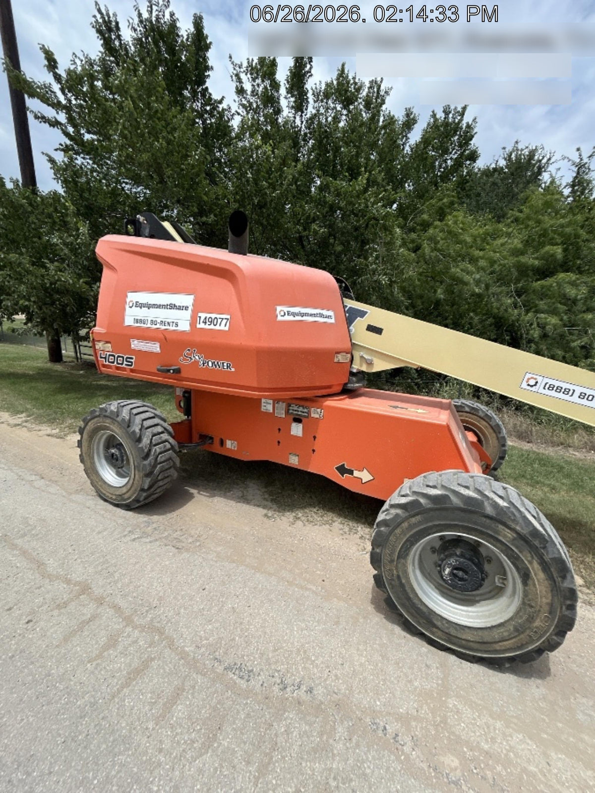 2021 JLG 400S