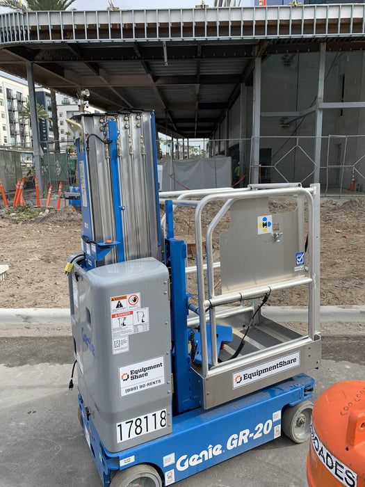 2021 GENIE GR-20
