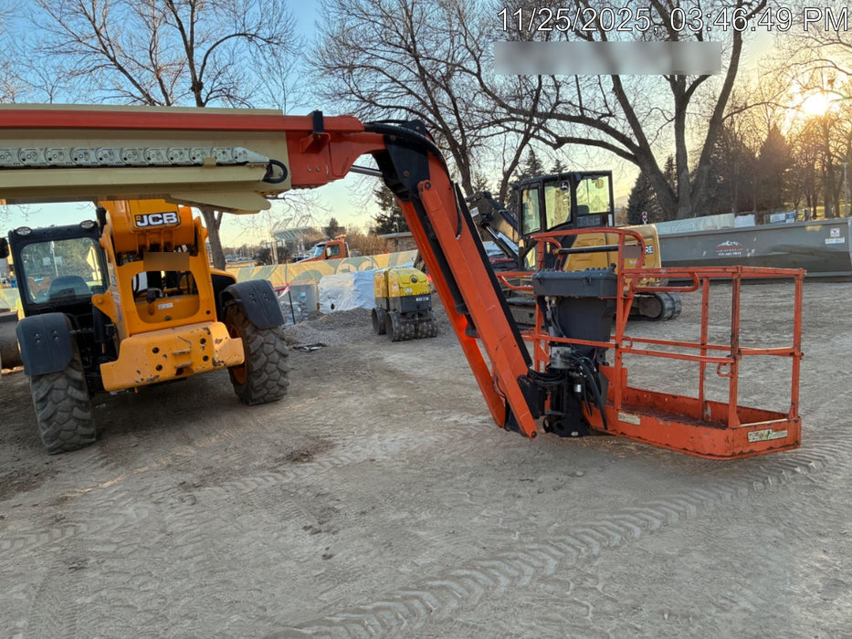 2019 JLG 660SJ