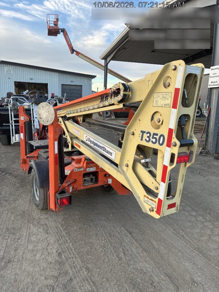 2021 JLG T350