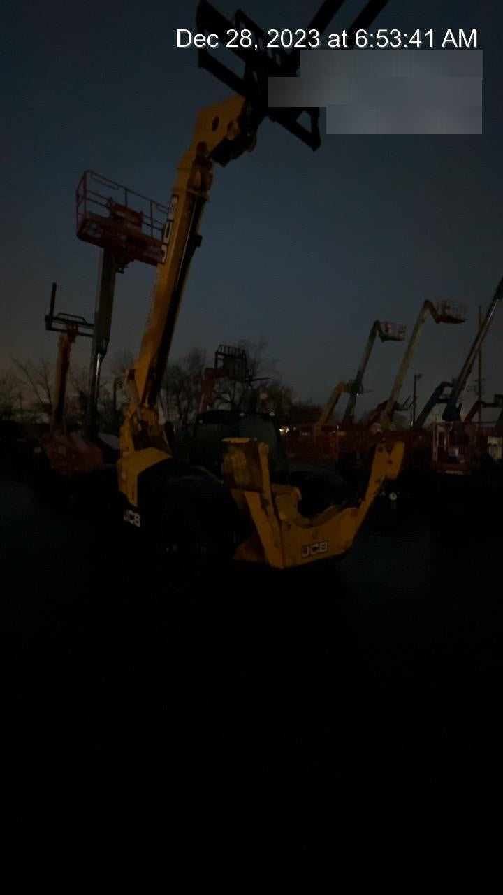 2022 JCB 512-56