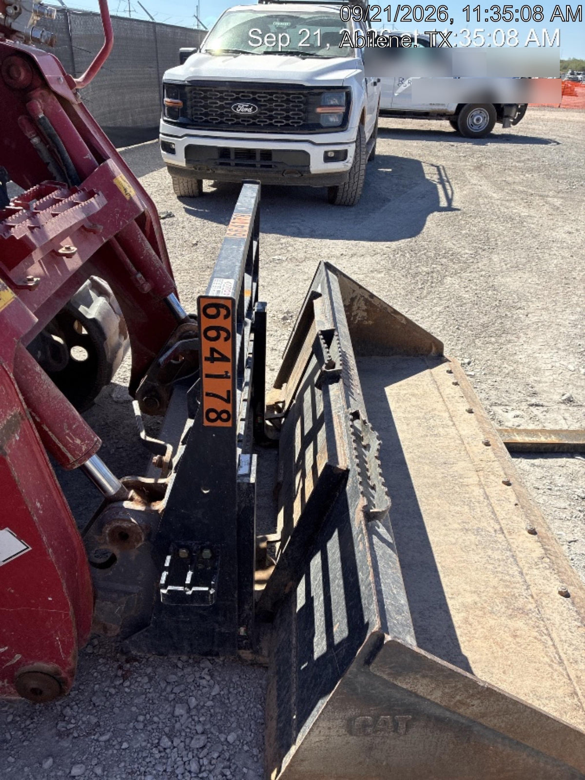2026 ARROW MATERIAL HANDLING 72" Pallet Forks - Arrow
