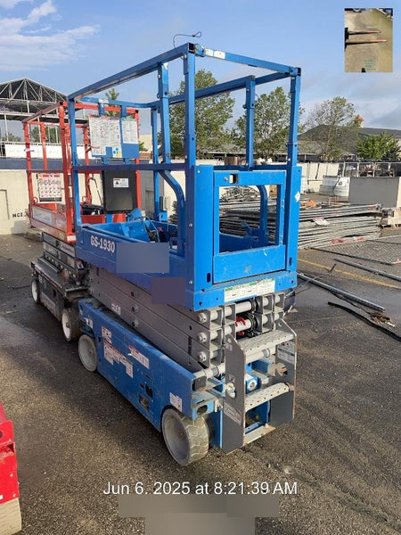 2020 Genie GS-1930 Solid Non Marking Tires, Beacon, Folding rails with half height swing gate
