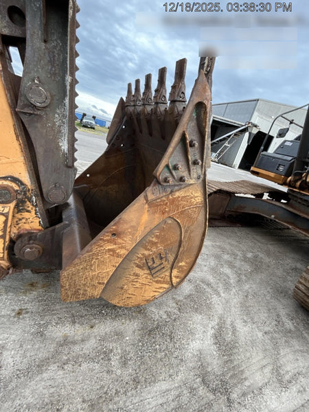 2016 Case CX300D CAB A/C, 12' ARM, STEEL TRACKS, THUMB