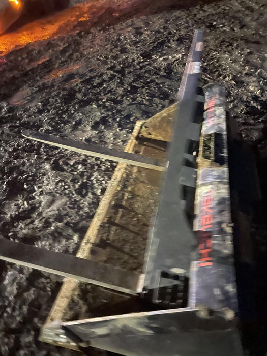 2022 PALADIN 48" Pallet Forks - Paladin