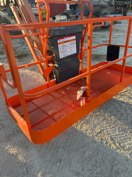 2019 JLG 860SJ