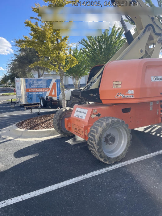 2020 JLG 660SJ