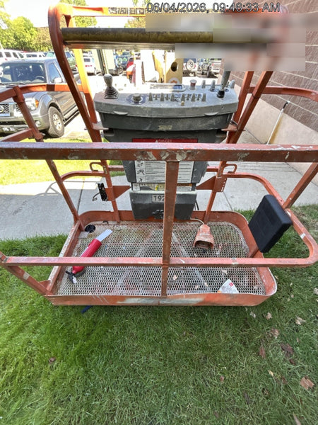 2019 JLG E450AJ