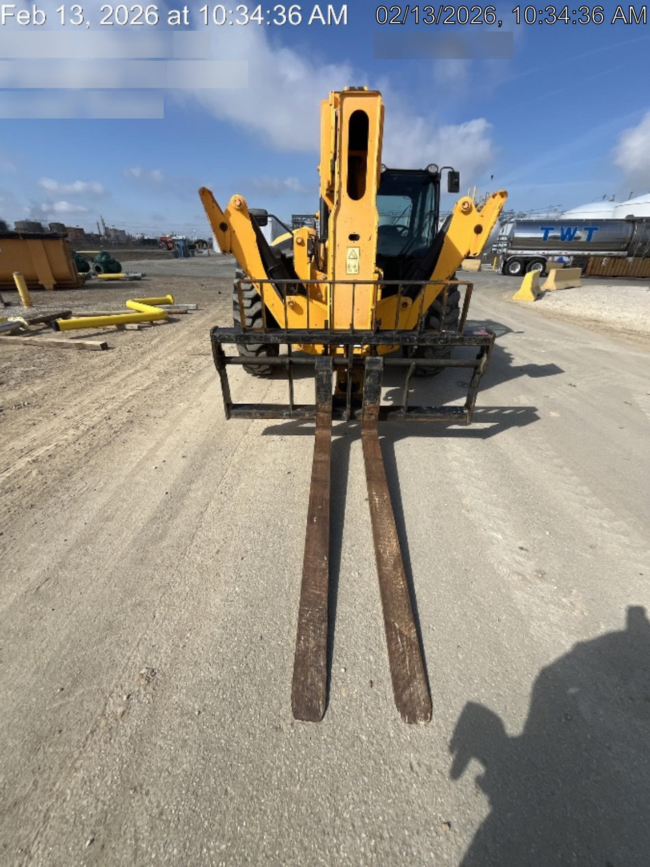 2020 JCB 510-56 Cab/Heat/Air, Solid Tires, Work Lights, Beacon, Aux Hydraulics, Back up Alarm, Lifting Eye, ES Decals