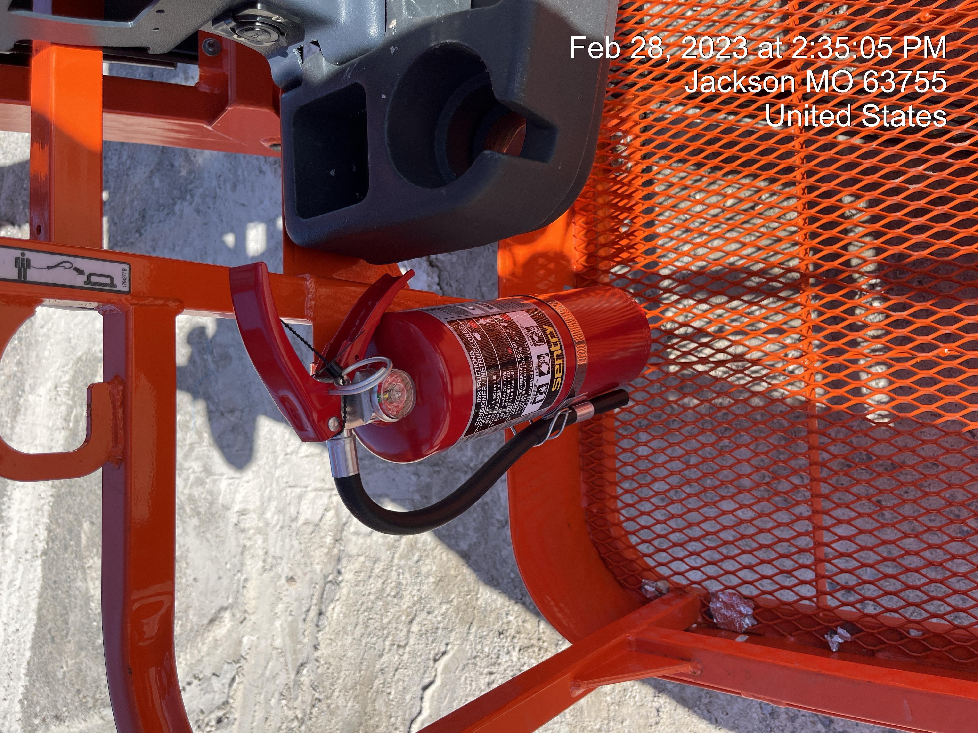 2022 JLG E450AJ